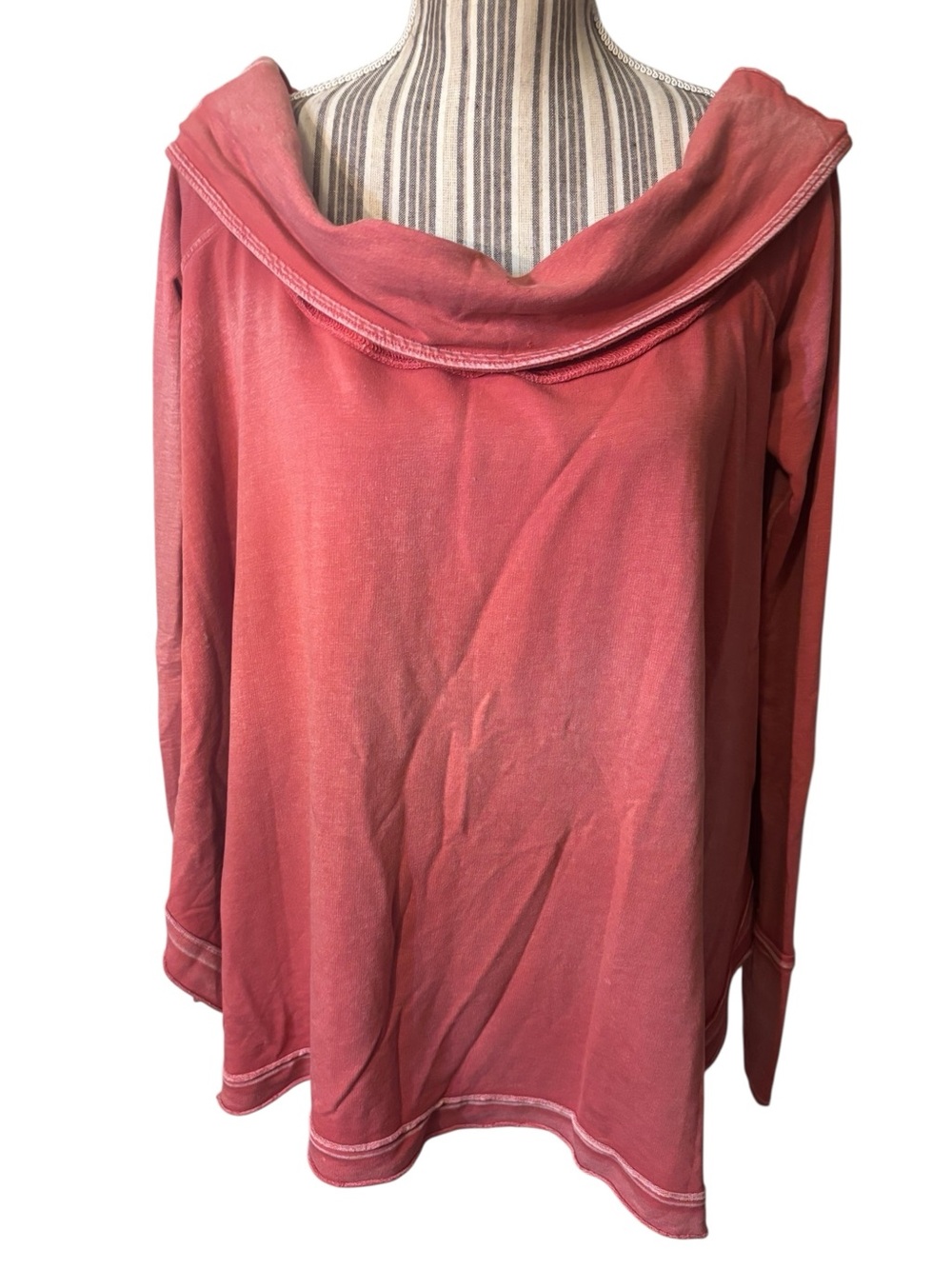 Free People Sweatshirt Large Coral Distressed Cowl Neck Off-Shoulder Thumbholes